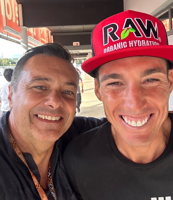 O Aleix Espargaro με τον Δημήτρη Διατσίδη, μετά το τέλος των δοκιμών